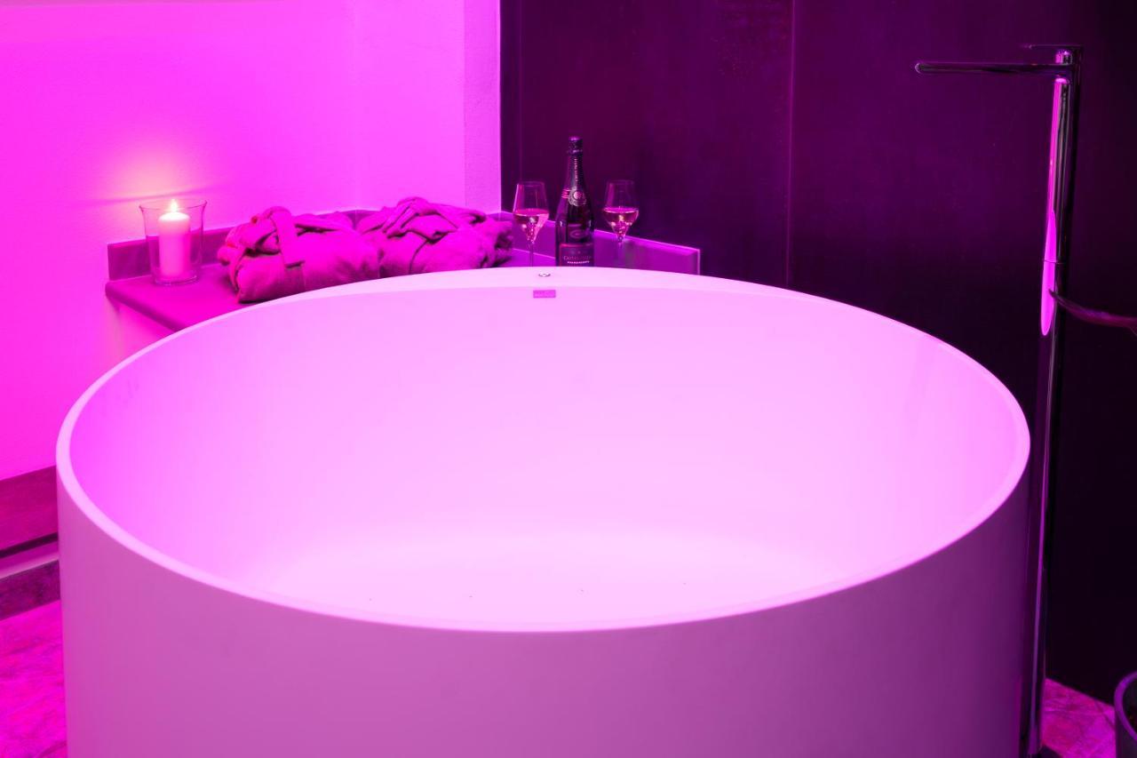 F1Rst Suite Apartment & Spa Floransa Dış mekan fotoğraf